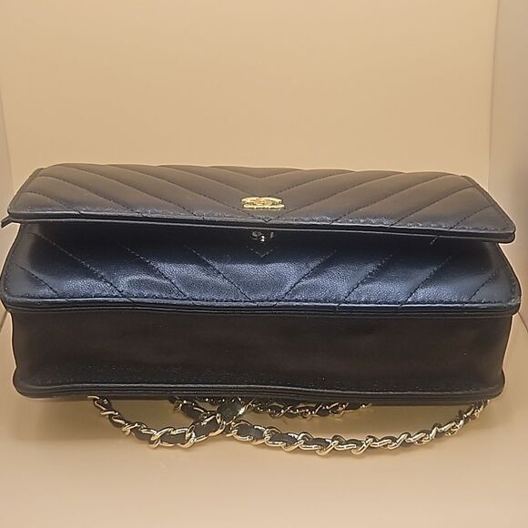 CHANEL Lambskin Chevron Wallet On Chain WOC Black w/ Dust Bag - Picture 9 of 11